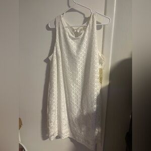 Tacera White Lace Sleeveless Blouse Lined Plus Size 2X NWT
(800)
